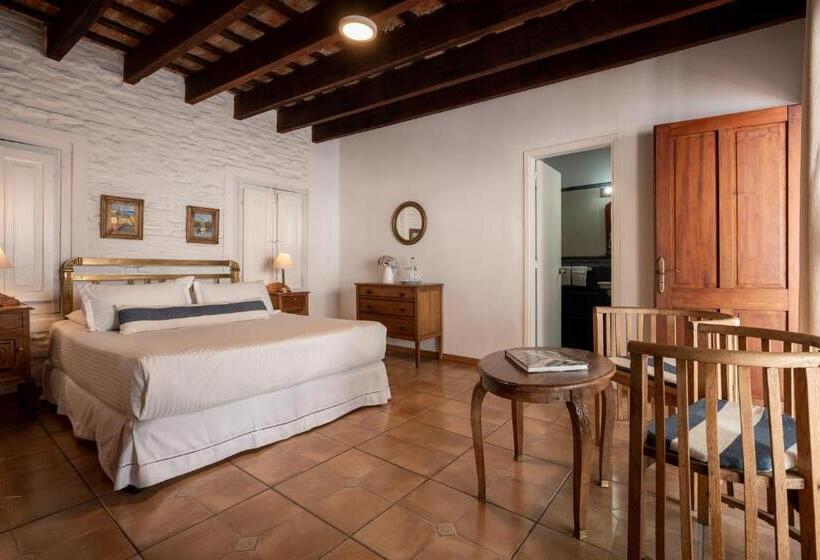 בית מלון כפרי Posada Manuel Lobo