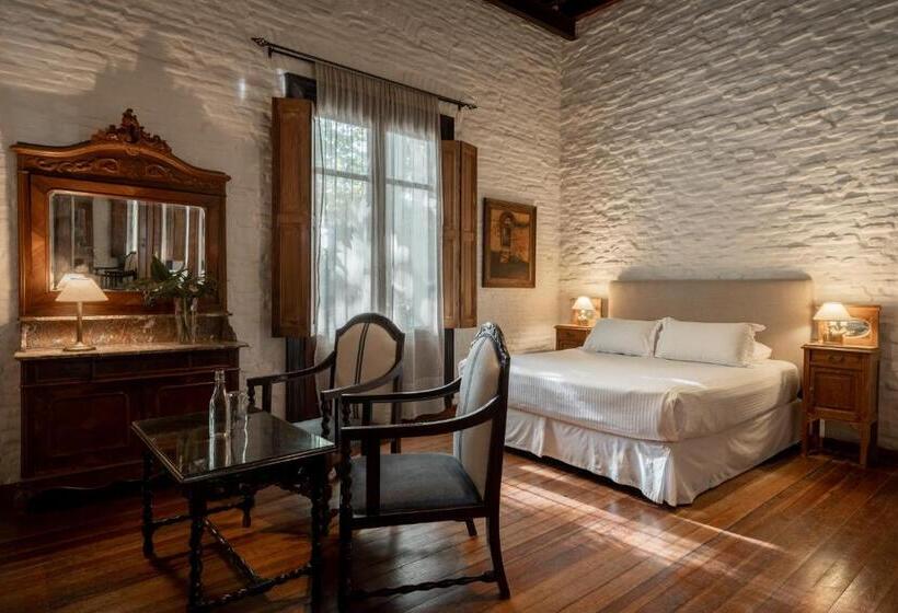 בית מלון כפרי Posada Manuel Lobo