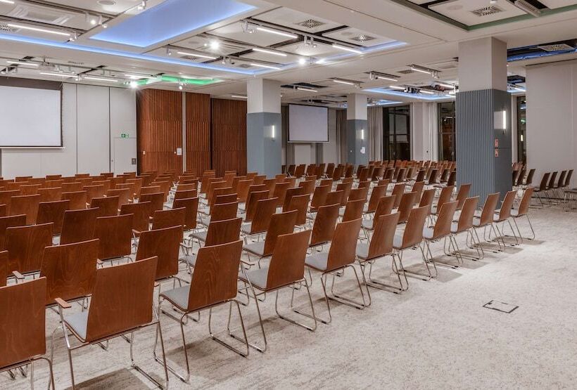 Radisson Hotel & Suites, Gdansk, Wyspa Spichrzów