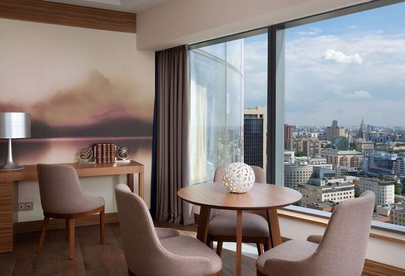 هتل Radisson Blu Olympiyskiy