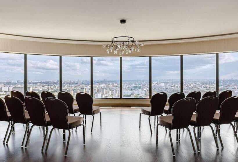 هتل Radisson Blu Olympiyskiy