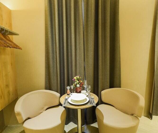 Red Hotel Cubao, Quezon City