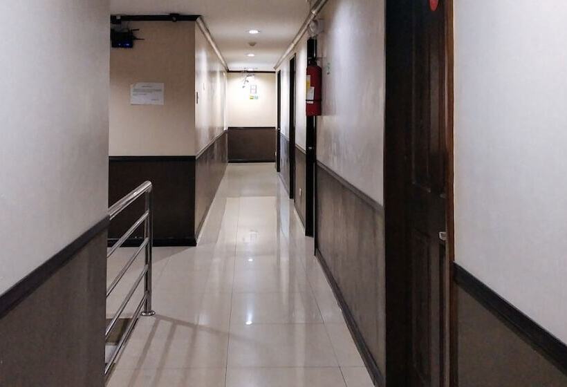 酒店 Reddoorz @ Bonifacio St Cebu