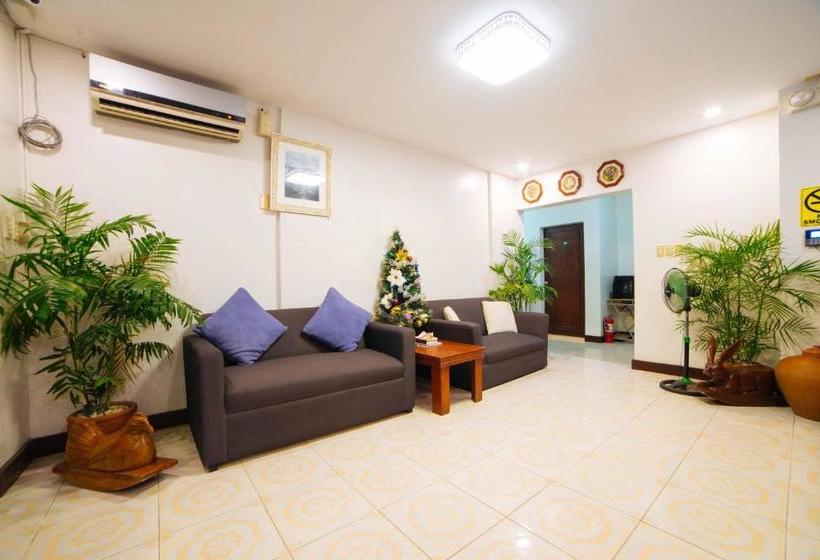 فندق Reddoorz @ Josefa Subdivision Angeles City