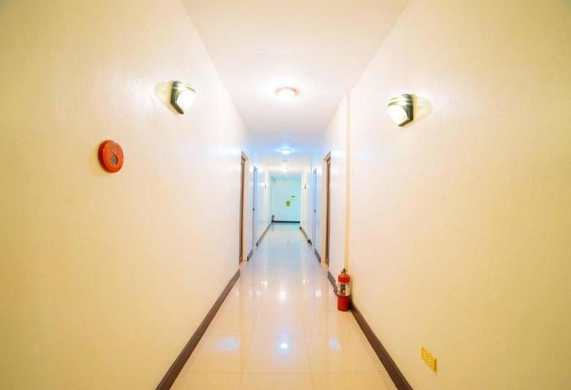 فندق Reddoorz @ Josefa Subdivision Angeles City