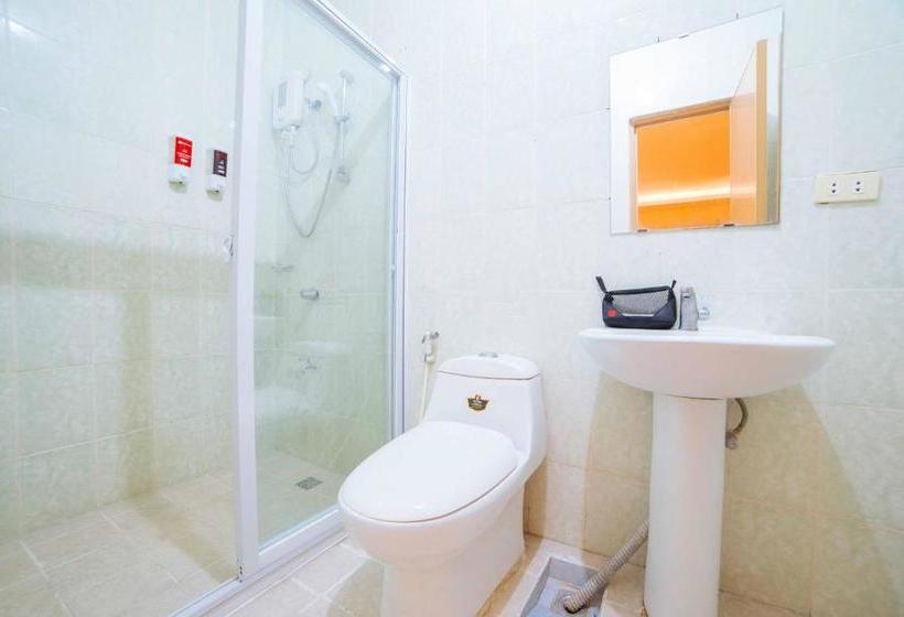 فندق Reddoorz @ Josefa Subdivision Angeles City