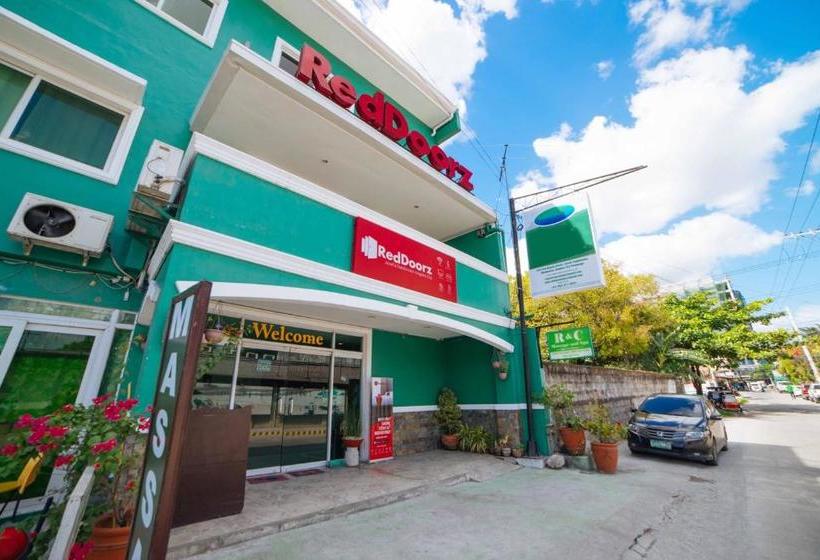 فندق Reddoorz @ Josefa Subdivision Angeles City