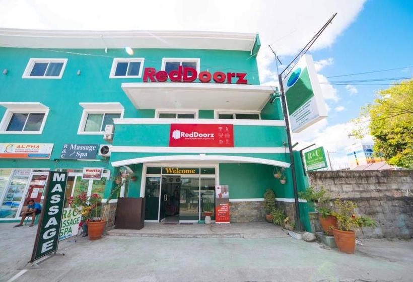 فندق Reddoorz @ Josefa Subdivision Angeles City
