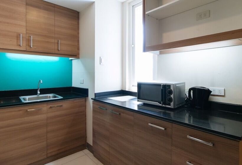 فندق Reddoorz Plus @ Kamuning Quezon City