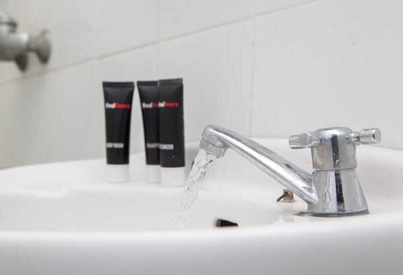 酒店 Reddoorz Plus Near Sukajadi 2