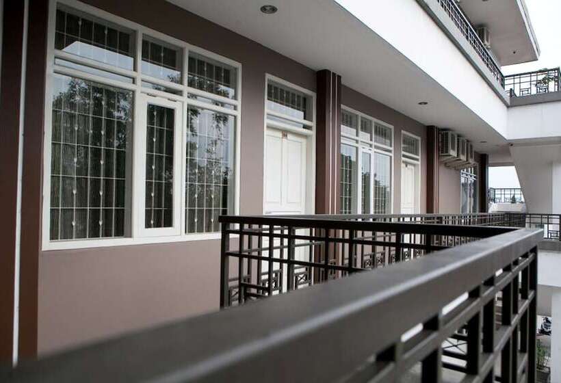 酒店 Reddoorz Plus Near Sukajadi 2