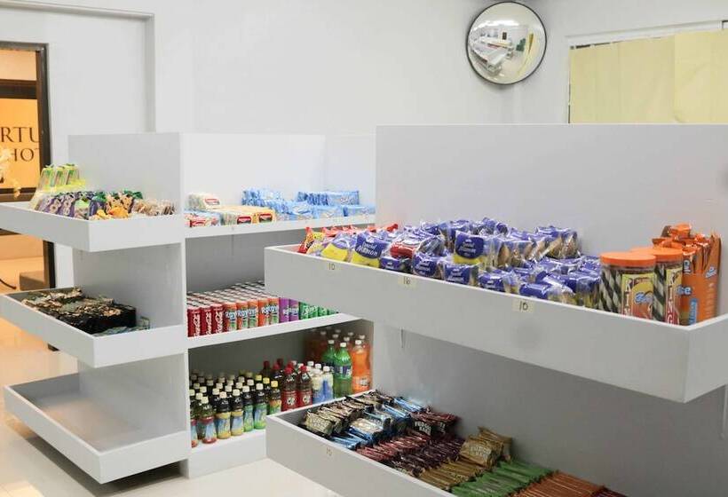 هتل Reddoorz Premium @ Wireless Mandaue Cebu