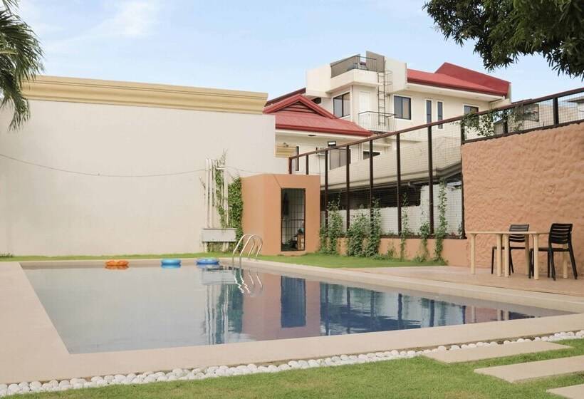 هتل Reddoorz Premium @ Wireless Mandaue Cebu