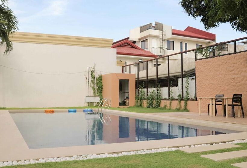 هتل Reddoorz Premium @ Wireless Mandaue Cebu