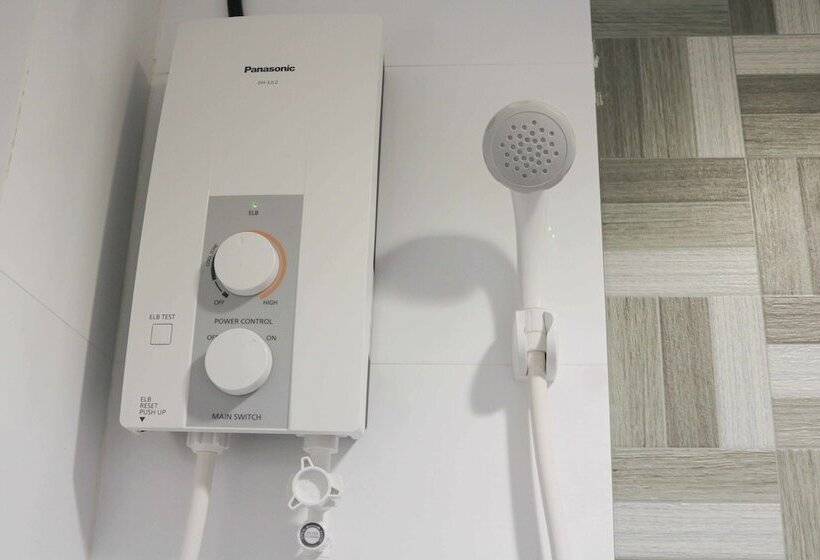 هتل Reddoorz Premium @ Wireless Mandaue Cebu