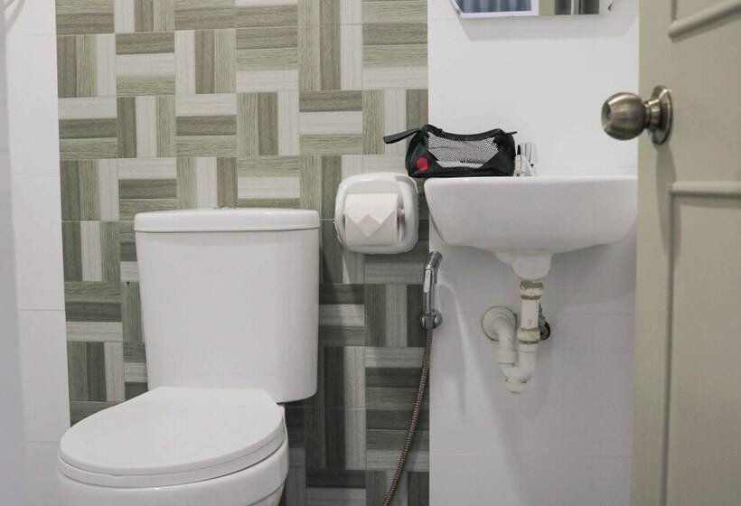 هتل Reddoorz Premium @ Wireless Mandaue Cebu