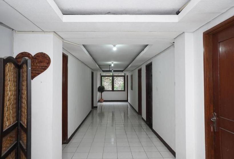 ホテル Reddoorz @ Cipaku