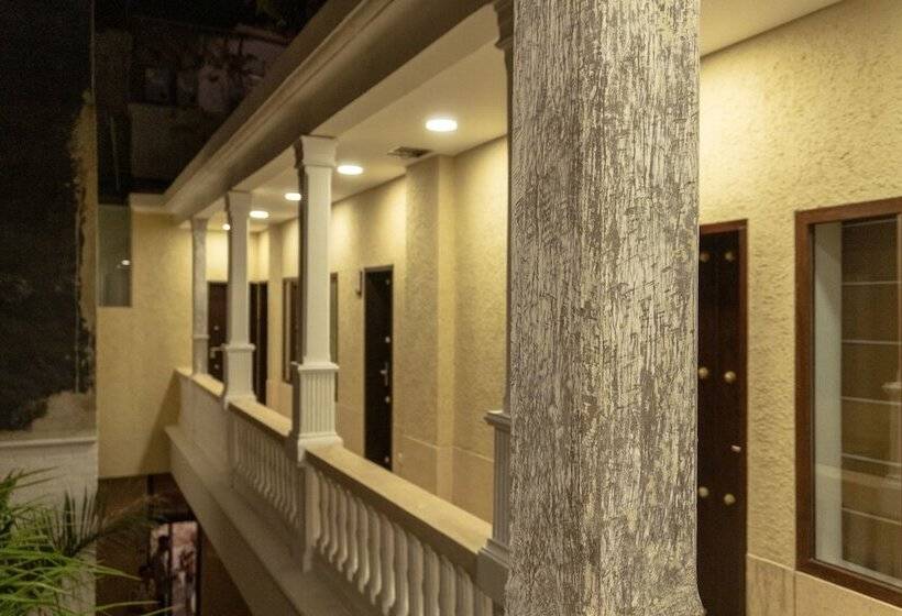 فندق Soy Local Insignia