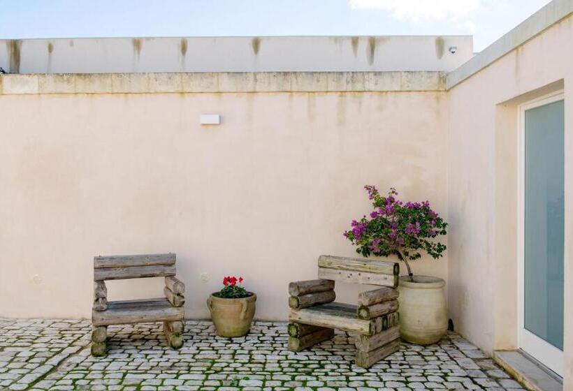 فندق Stacci Rural Resort