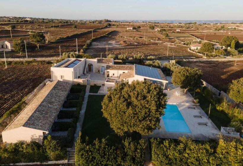 فندق Stacci Rural Resort