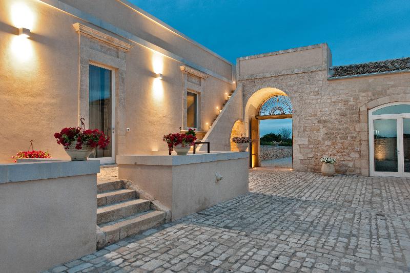 فندق Stacci Rural Resort