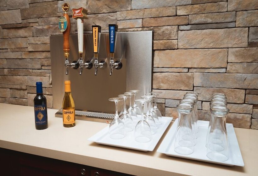 호텔 Staybridge Suites Newark Fremont, An Ihg