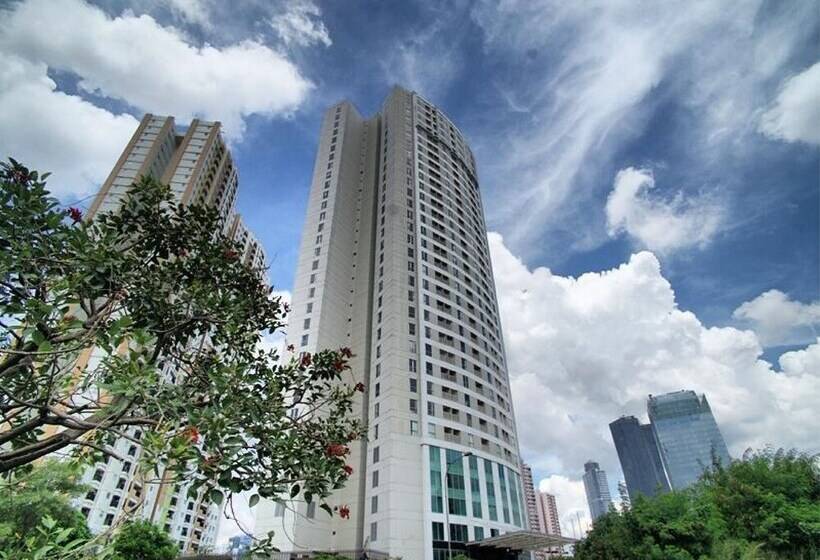 בית מלון כפרי Swissbelresidences Rasuna Epicentrum