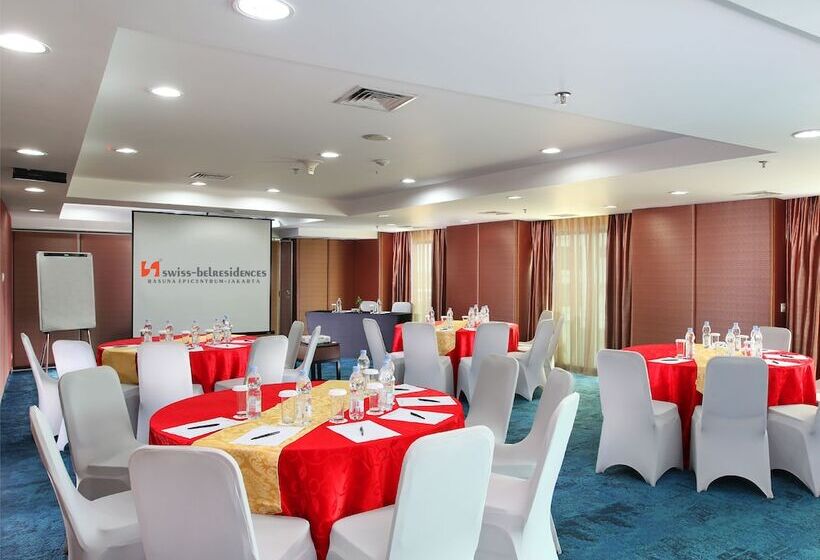 בית מלון כפרי Swissbelresidences Rasuna Epicentrum