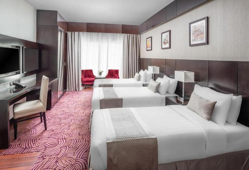 Отель Taiba Front