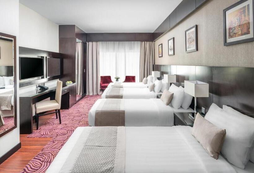 Отель Taiba Front