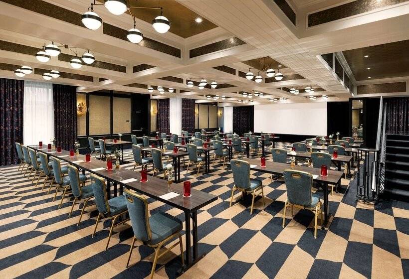 The Candler Hotel Atlanta, Curio Collection By Hilton