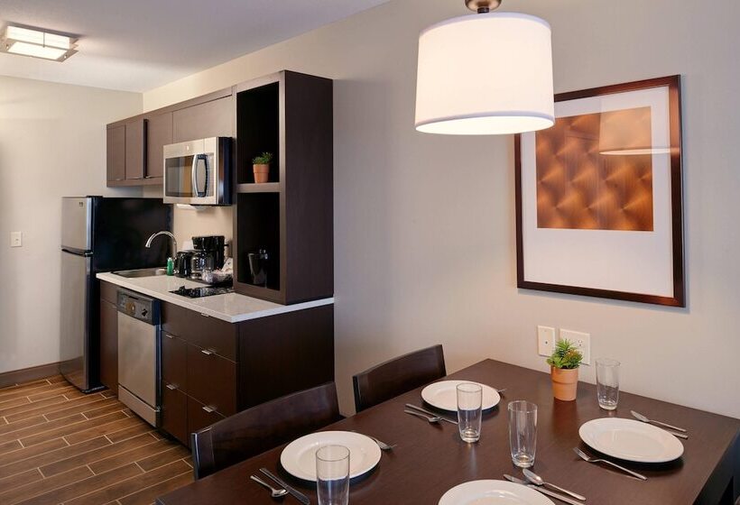 فندق Towneplace Suites By Marriott Jackson