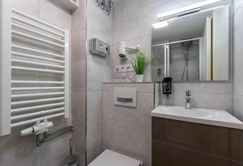 Отель Trip Inn Residence City Center