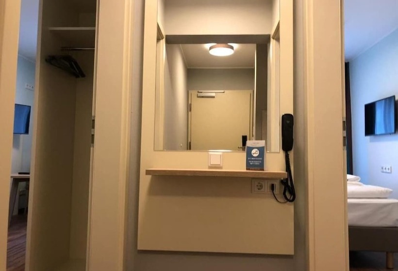 בית מלון כפרי Trip Inn Residence City Center