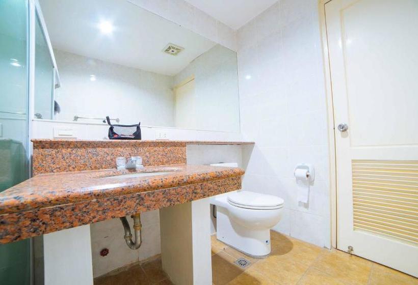 호텔 Reddoorz Premium @ Korea Town Angeles City