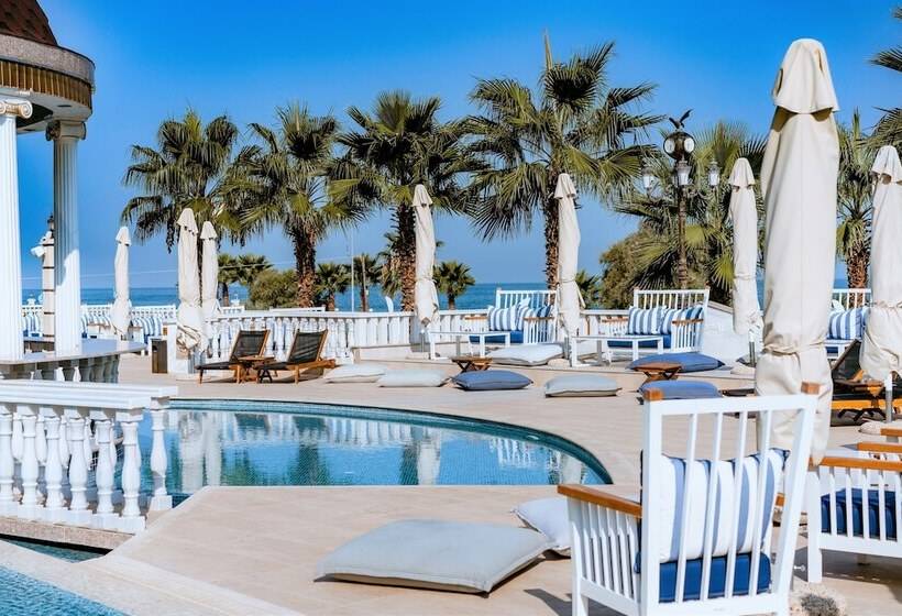 Wellness Santa Hotel   Adults Plus12