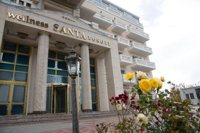 Wellness Santa Hotel   Adults Plus12