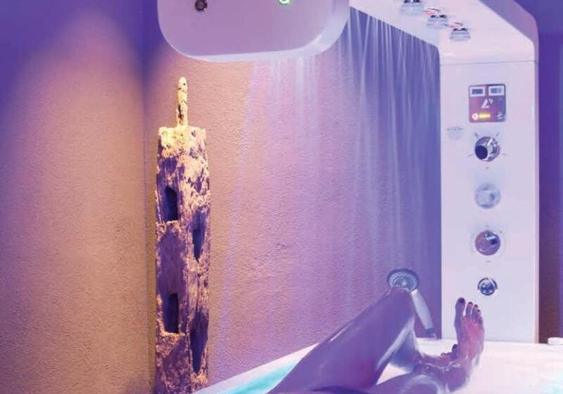 Wellness Santa Hotel   Adults Plus12