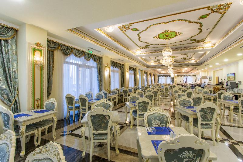 Wellness Santa Hotel   Adults Plus12