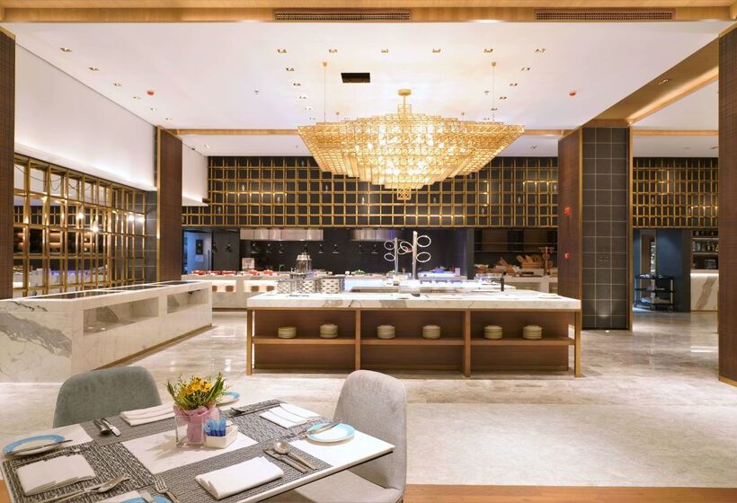 هتل Wyndham Grand Yangon