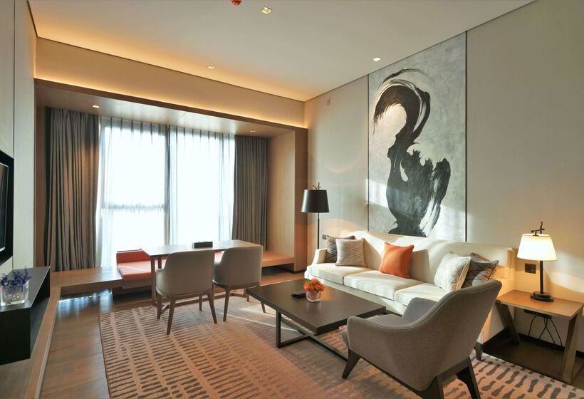 هتل Wyndham Grand Yangon