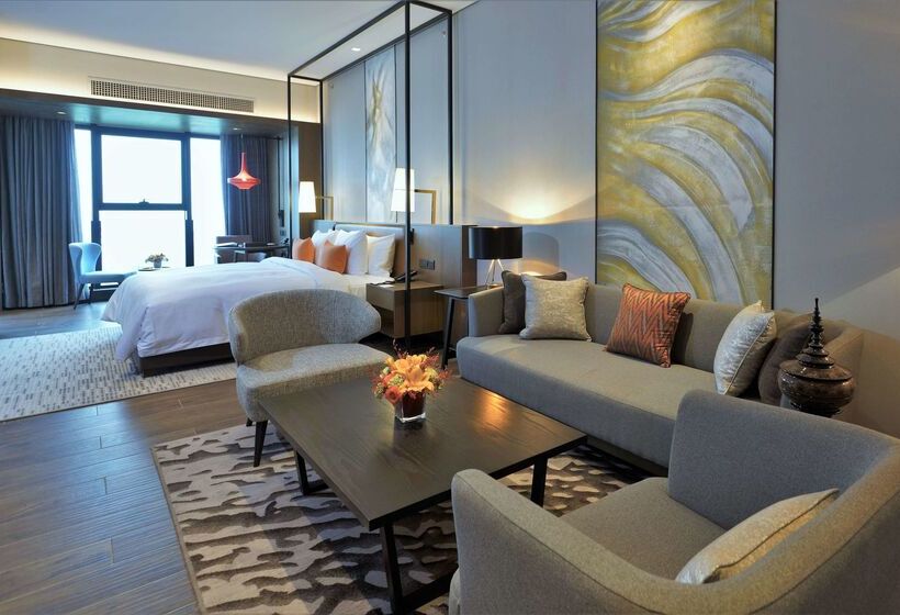 هتل Wyndham Grand Yangon