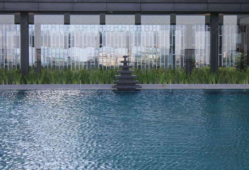 هتل Wyndham Grand Yangon