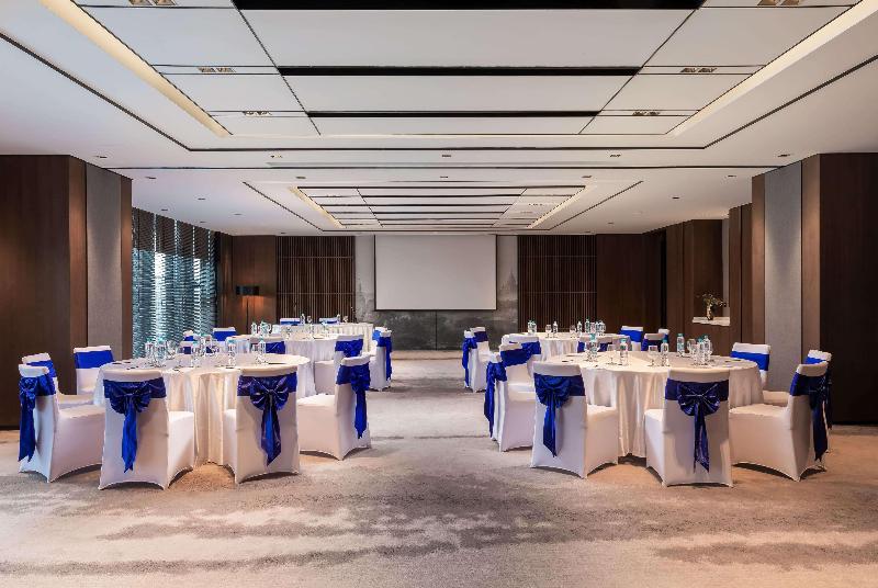 هتل Wyndham Grand Yangon