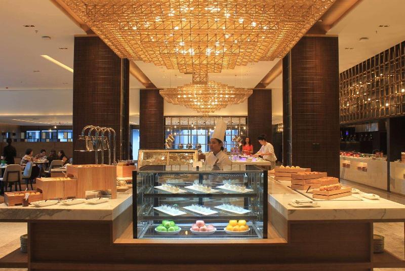 هتل Wyndham Grand Yangon