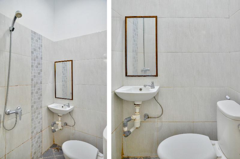 בית מלון כפרי Zen Rooms Basic Near Manggarai