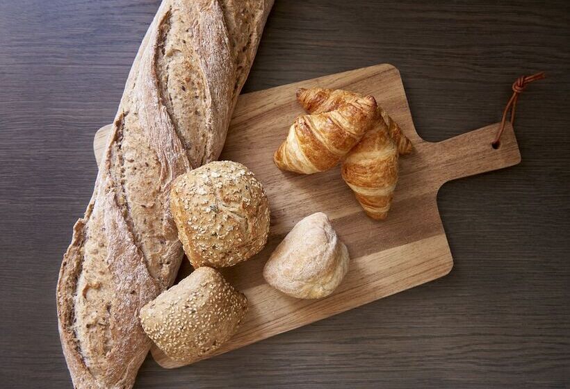 Отель Four Points Flex By Sheraton Aarhus Skejby