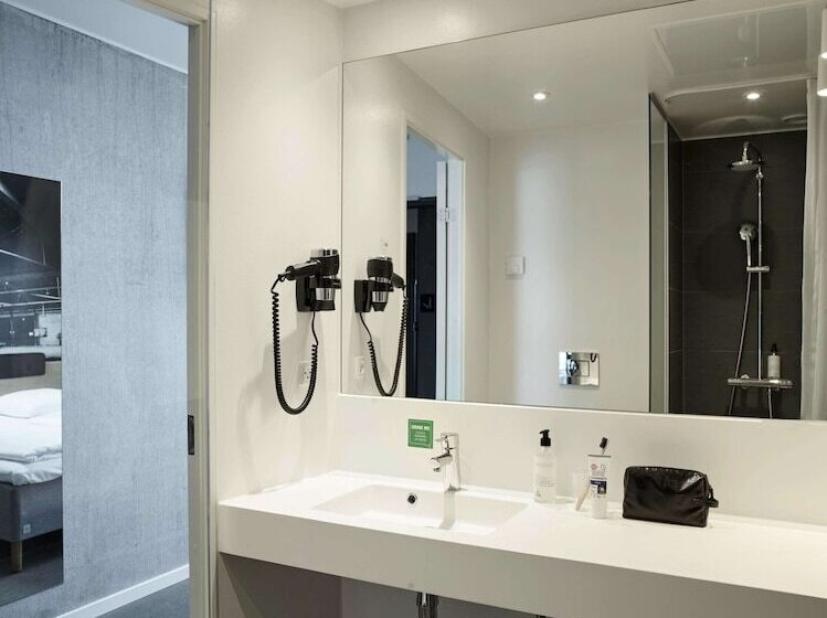 Отель Four Points Flex By Sheraton Aarhus Skejby