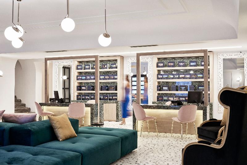 Katikies Garden Santorini The Leading Hotels Of The World