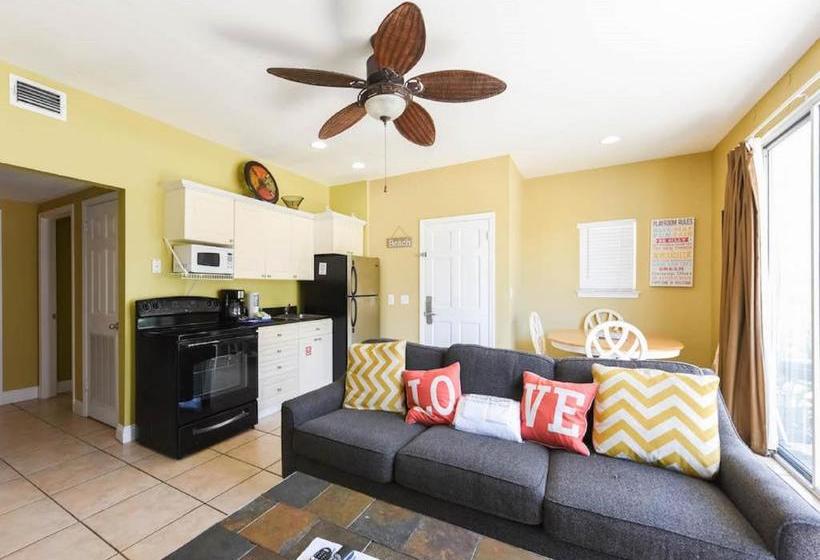 Nantucket Rainbow Cottages